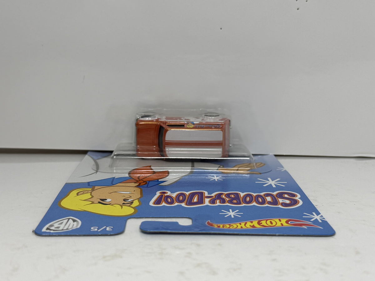 Hot Wheels Scooby-Doo 1967 Austin Mini Van 1:64 Diecast Real Riders