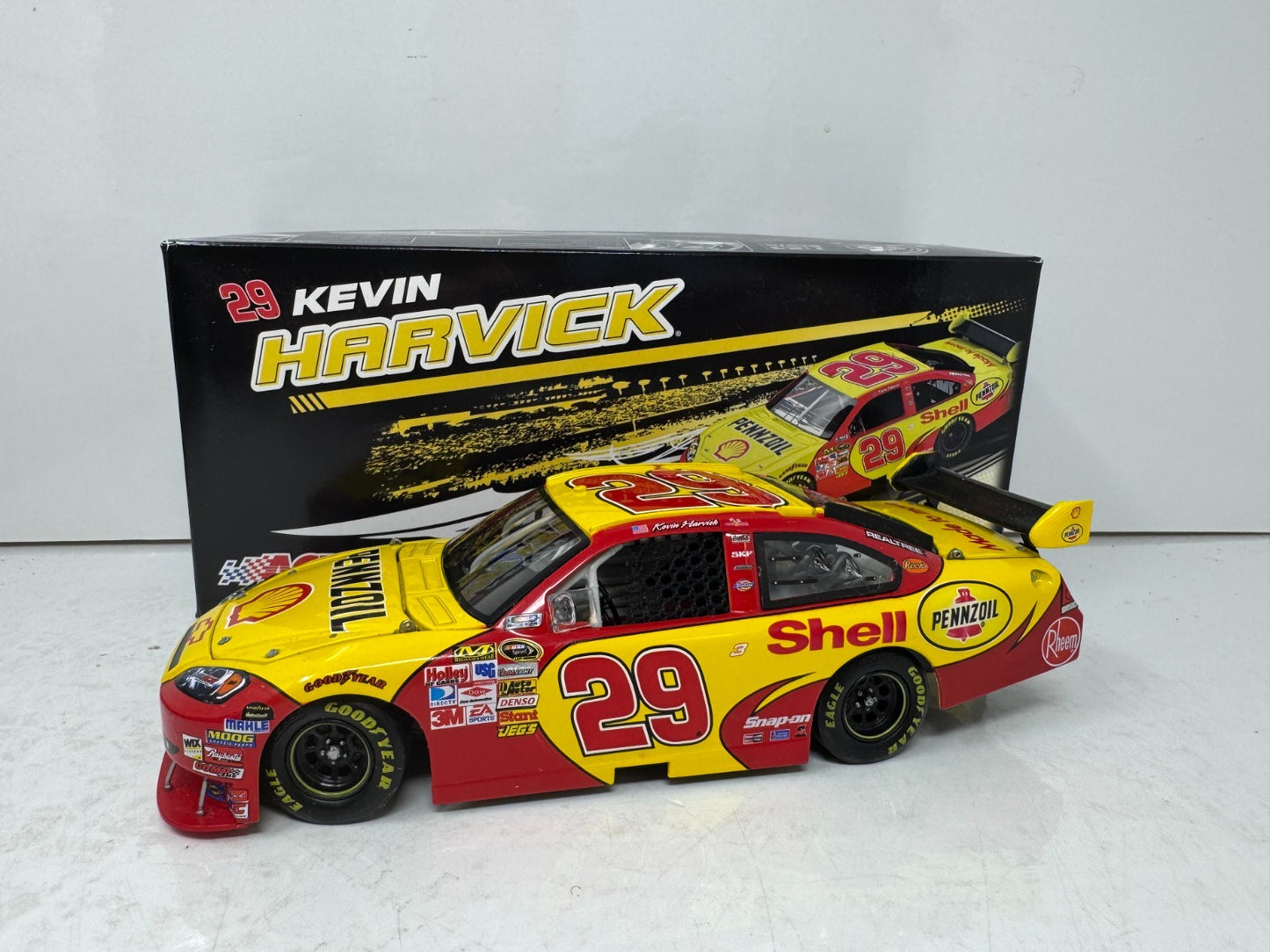 Action Nascar #29 Kevin Harvick Shell 2009 Chevy Impala SS DEALER 1:24 Diecast