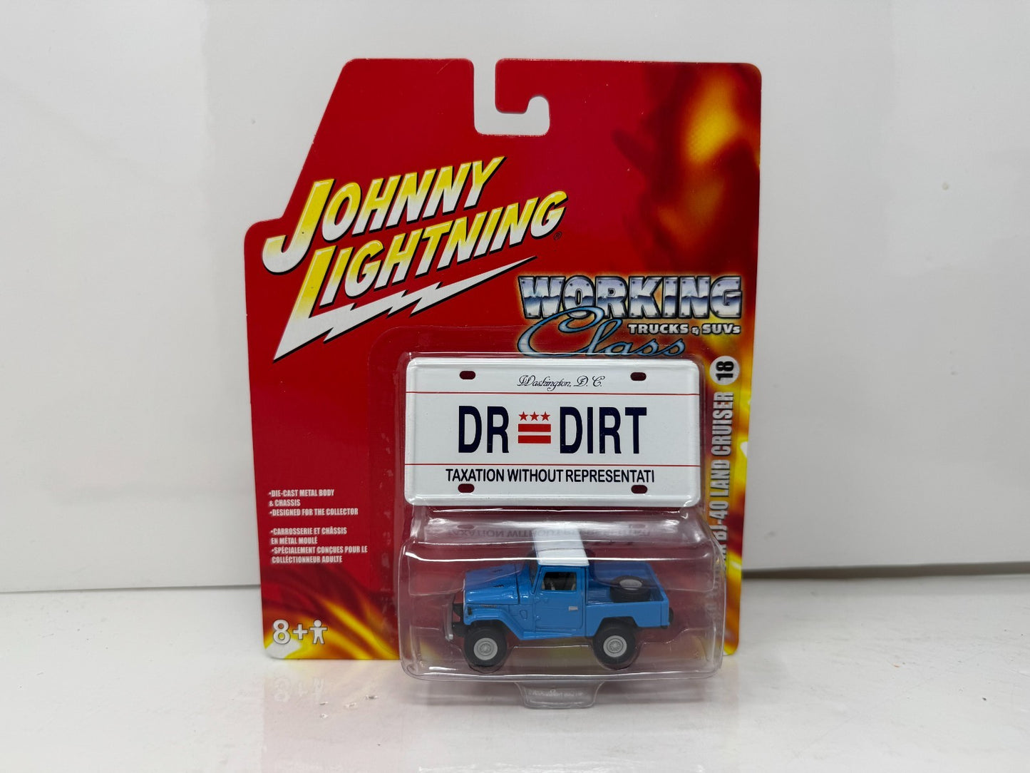 Johnny Lightning Working Class 1980 Toyota BJ-40 Land Cruiser 1:64 Diecast