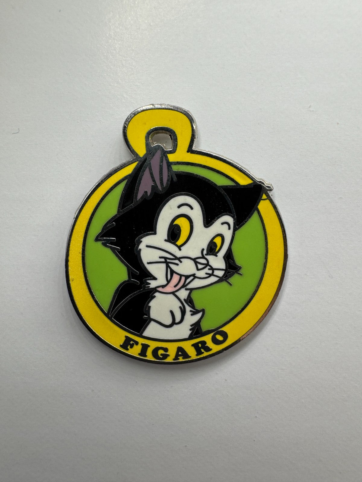 Disney Dogs & Cats Figaro Hip Lanyard Starter Set Pinocchio Trading Pin DC1S3