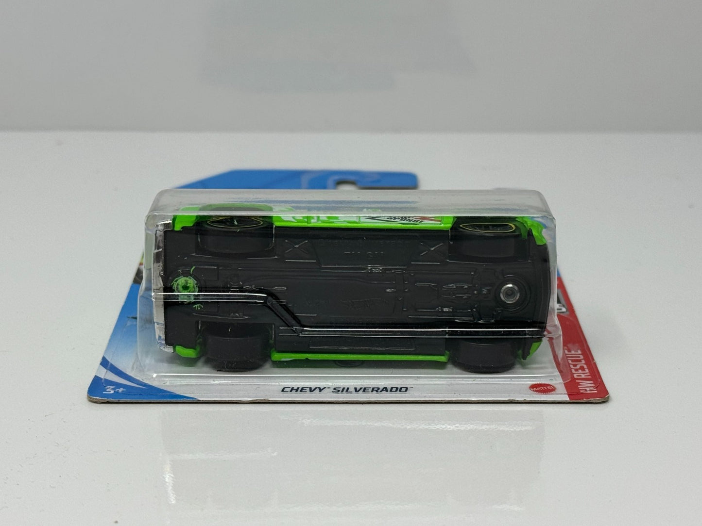 Hot Wheels HW Rescue TREASURE HUNT Chevy Silverado 1:64 Diecast