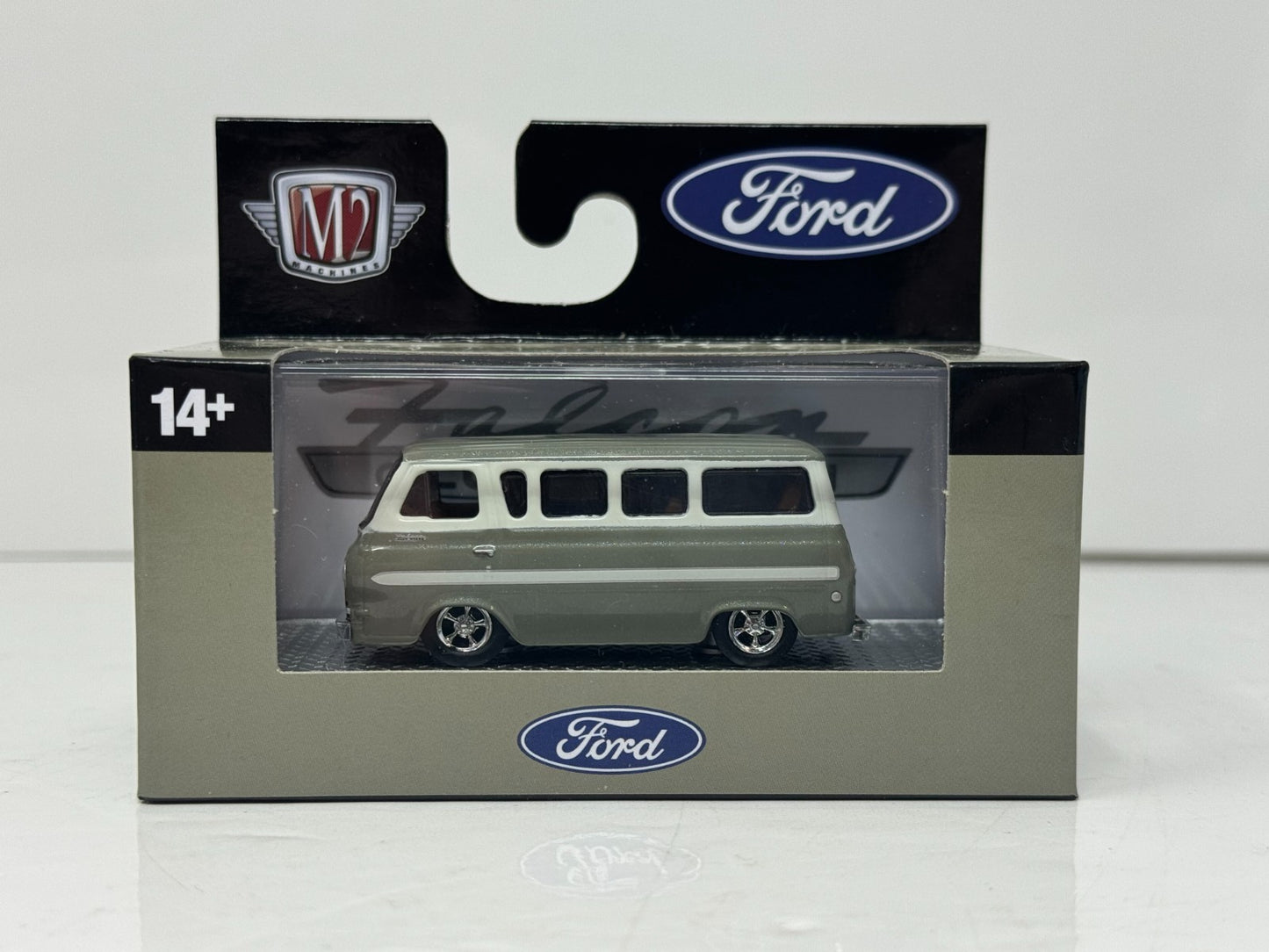 M2 Machines 1965 Ford Falcon Club Wagon 1:64 Diecast