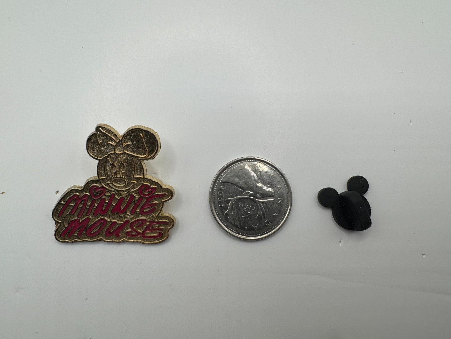 DLR Disney Minnie Mouse Signature Cast Lanyard Series Trading Pin DC2S2