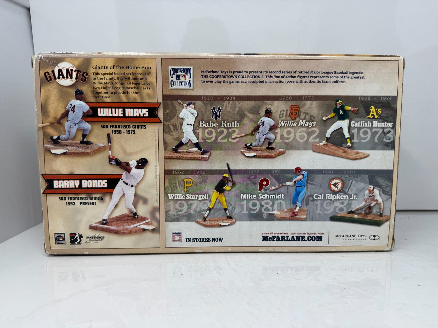 McFarlane MLB Giants of the Home Run 660 Willie Mays & Barry Bonds 2-Pack Figure