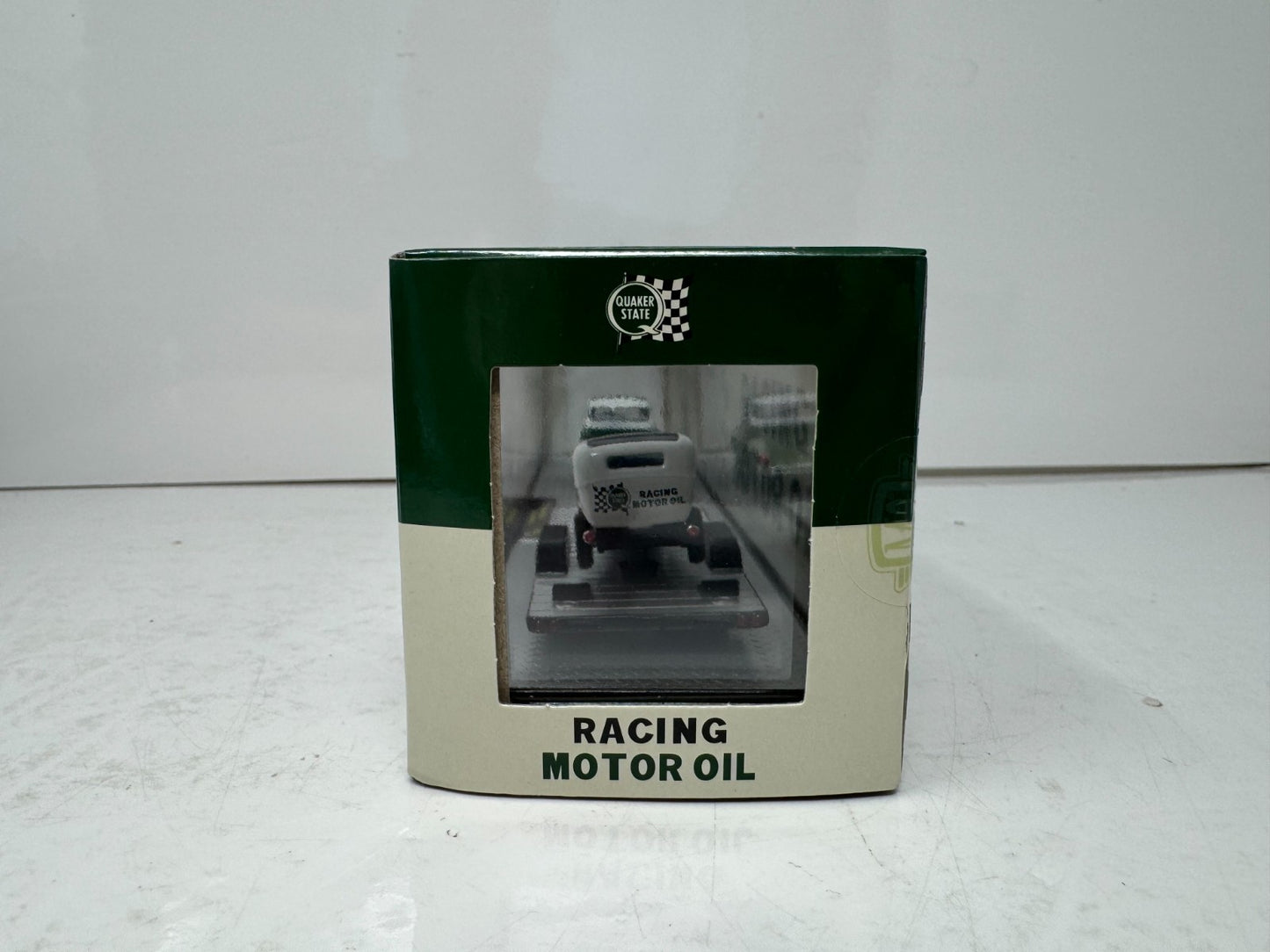 M2 Machines Auto Haulers 1956 Ford F-100 Truck & 1932 Tudor Sedan 1:64 Diecast