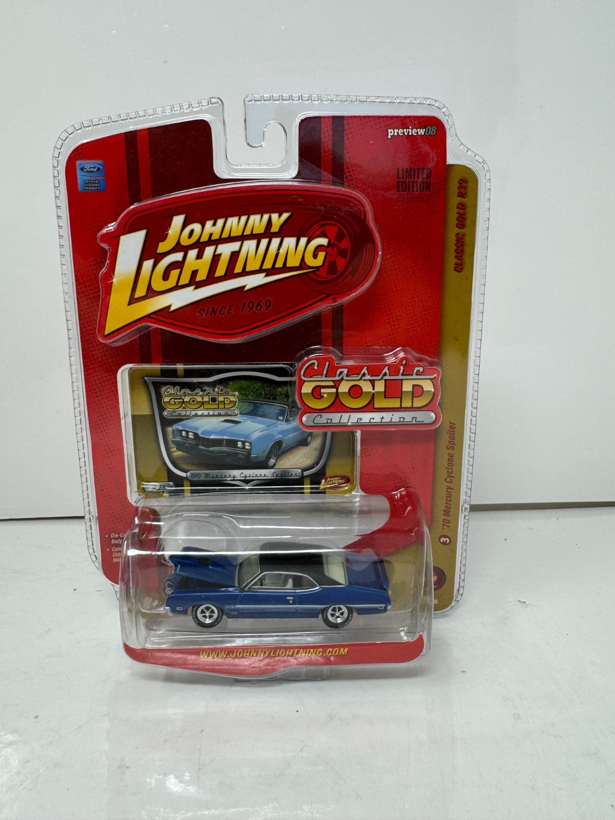 Johnny Lightning Classic Gold 1970 Mercury Cyclone Spoiler 1:64 Diecast