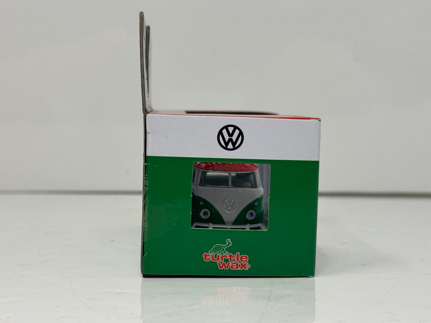 M2 Machines Turtle Wax 1959 Volkswagen Double Cab Truck USA Model 1:64 Diecast