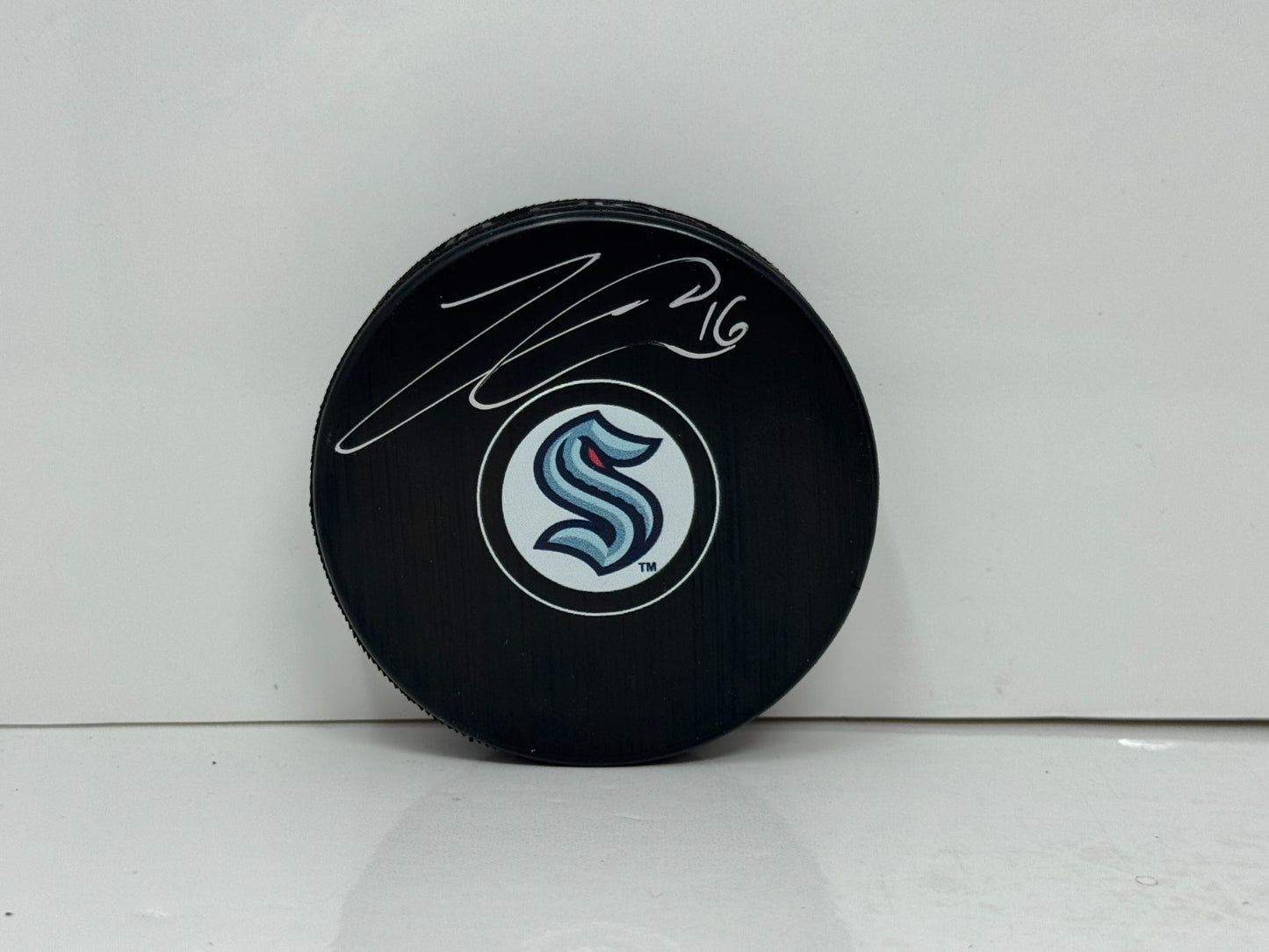 Jared McCann Seattle Kraken Signed NHL Autograph Puck Silver Auto
