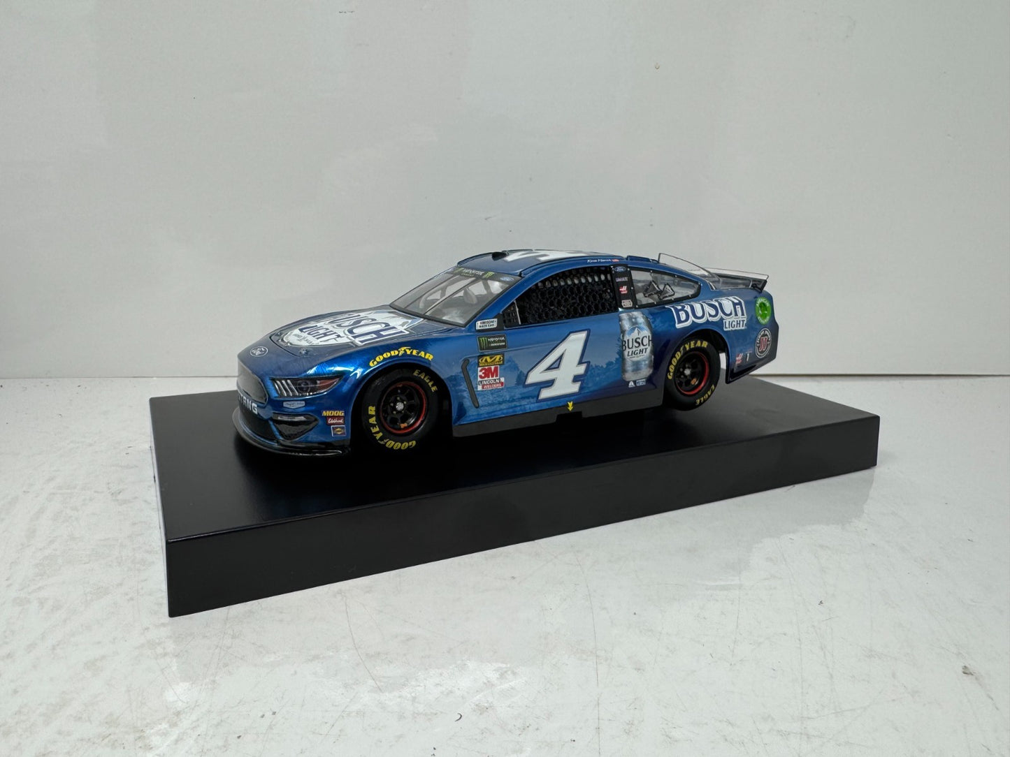 Lionel Racing Nascar #4 Kevin Harvick Busch Mustang 1:24 Diecast Liquid Color 1 of 72