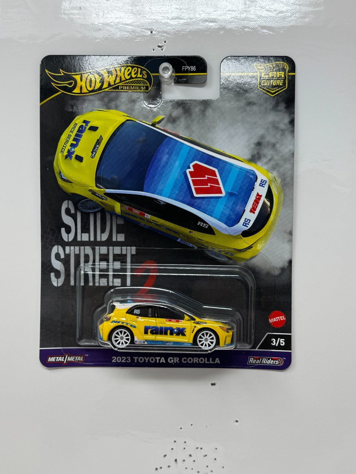 Hot Wheels Premium Slide Street 2 Toyota GR Corolla 1:64 Diecast