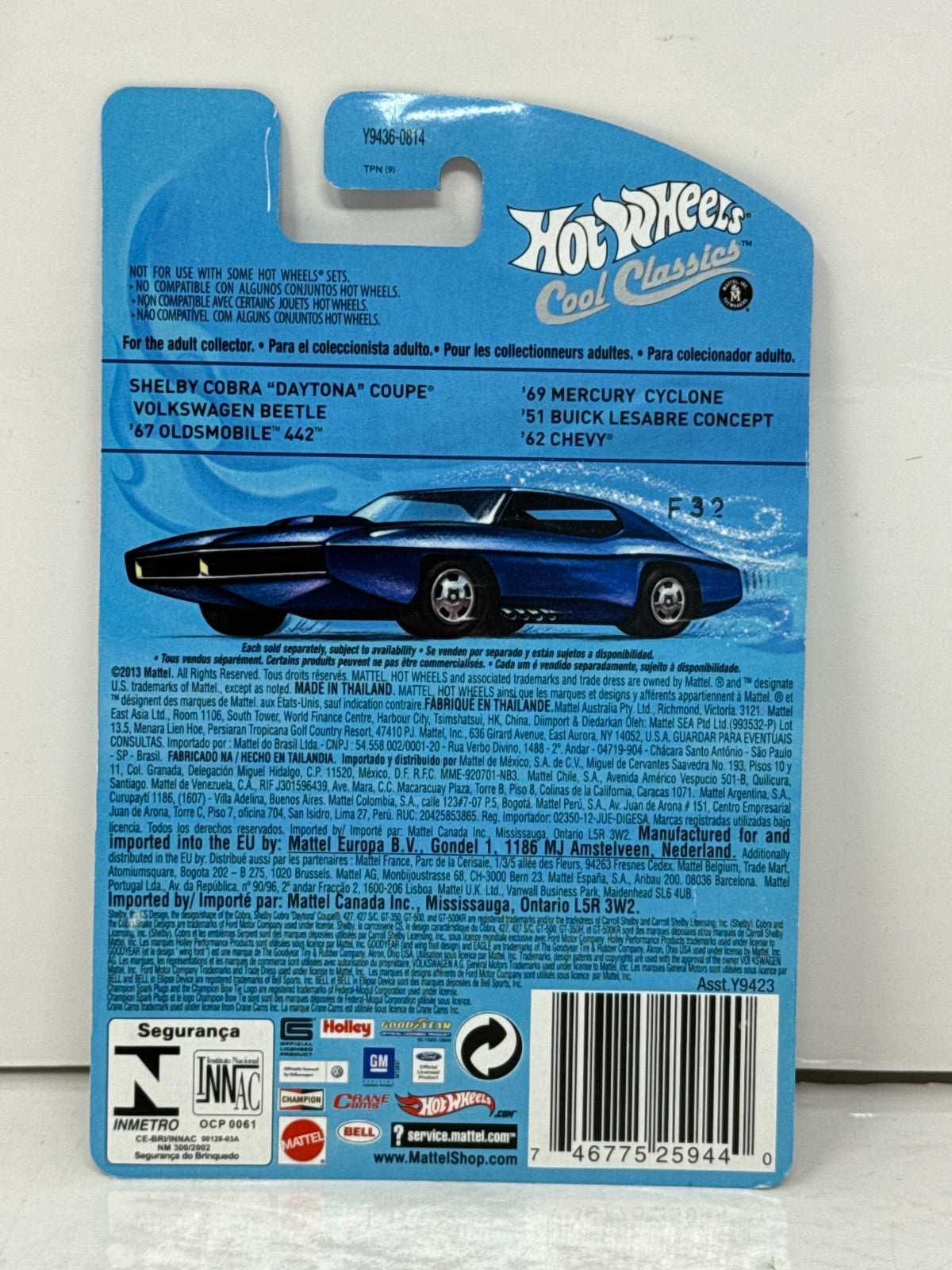 Hot Wheels Cool Classics Shelby Cobra Daytona Coupe Spectrafrost 1:64 Diecast