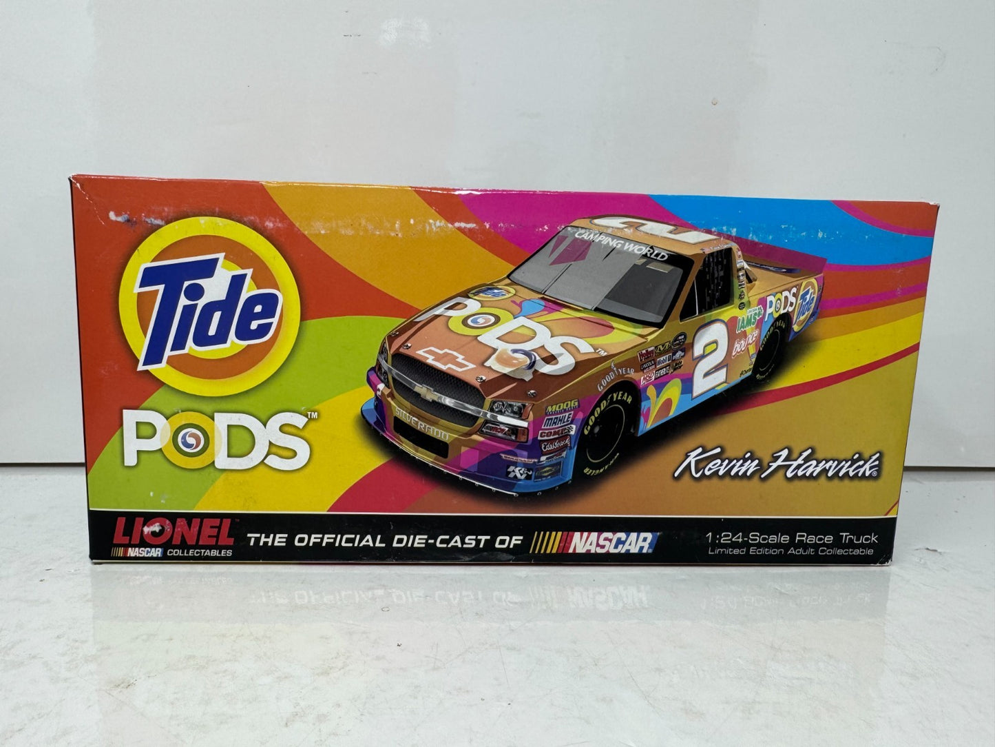 Lionel Racing Nascar #2 Kevin Harvick Chevy Silverado Liquid Color 1:24 Diecast 1/179