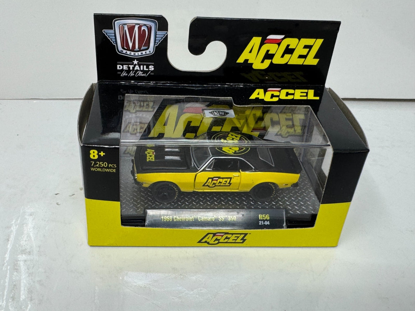 M2 Machines Accel 1968 Chevrolet Camaro SS 350 1:64 Diecast
