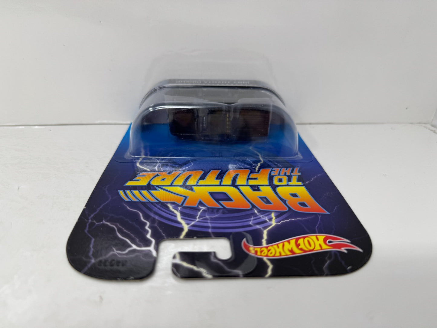 Hot Wheels Retro Entertainment Back To Future 1987 Toyota Pickup 1:64 Diecast