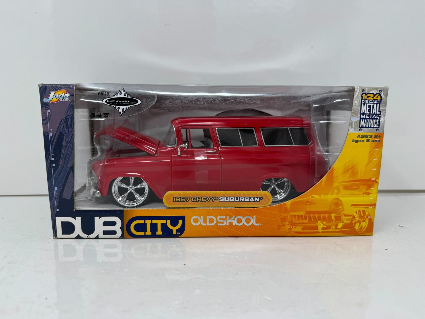 Jada Dub City 1957 Chevy Suburban 1:24 Diecast KMC Wheels 20 Inch SS Rims
