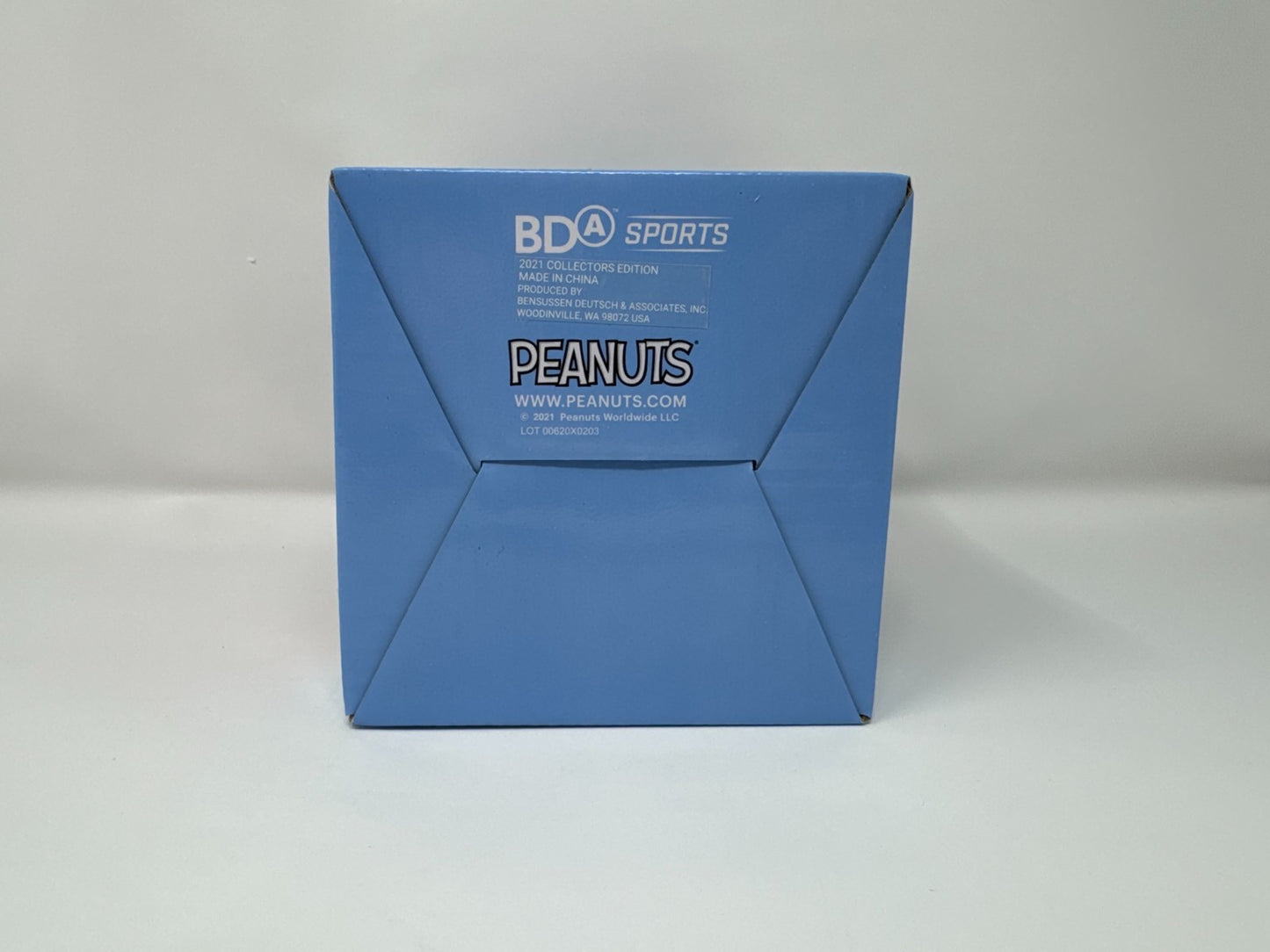 BDA Sports MLB Toronto Blue Jays Snoopy & Woodstock Doghouse Bobblehead