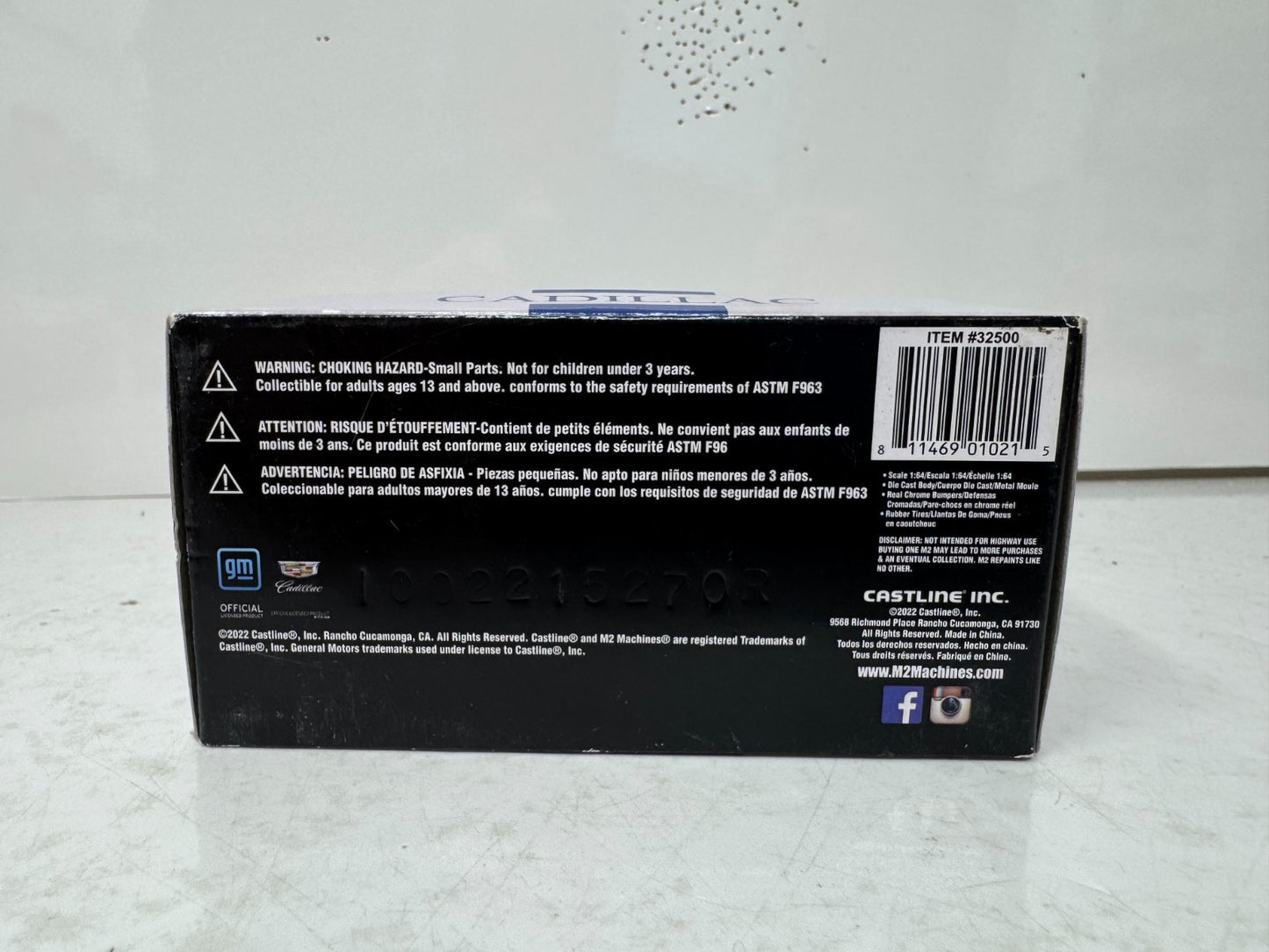 M2 Machines Auto Thentics 1959 Cadillac Series 62 1:64 Diecast