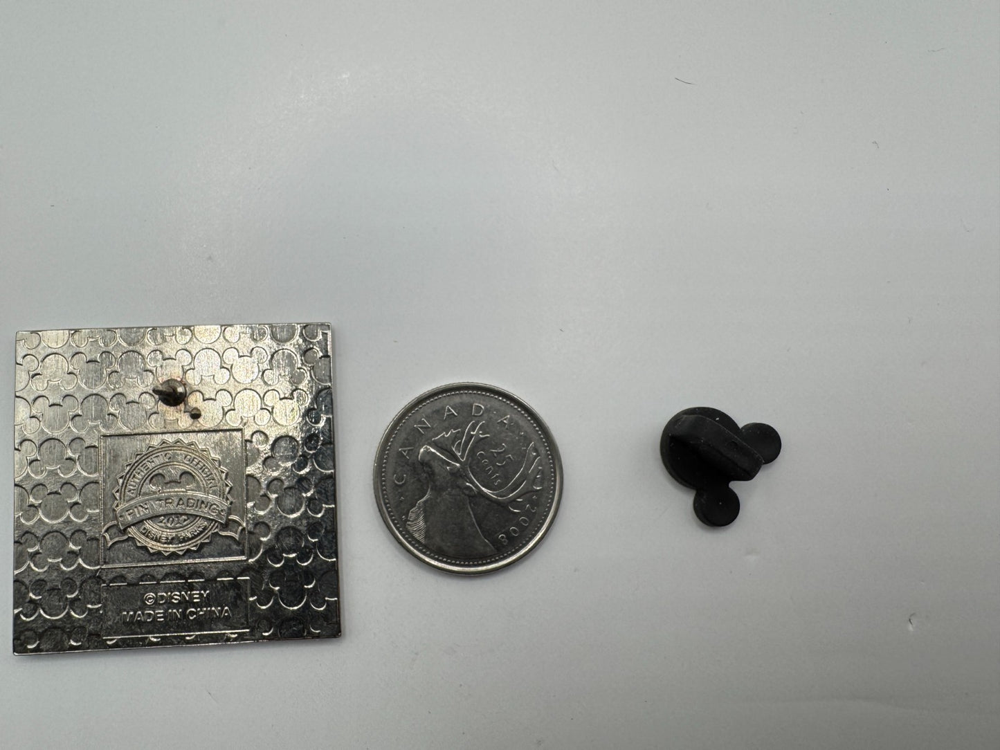 Disney Donald Duck Deluxe Starter Trading Pin DC2S10