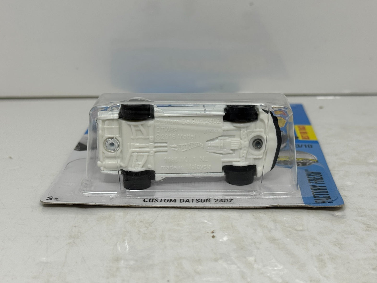 Hot Wheels Factory Fresh Custom Datsun 240Z 1:64 Diecast White