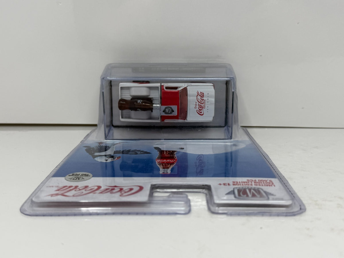 M2 Machines Coca-Cola 1973 Chevrolet Cheyenne Super 10 CHASE 1:64 Diecast