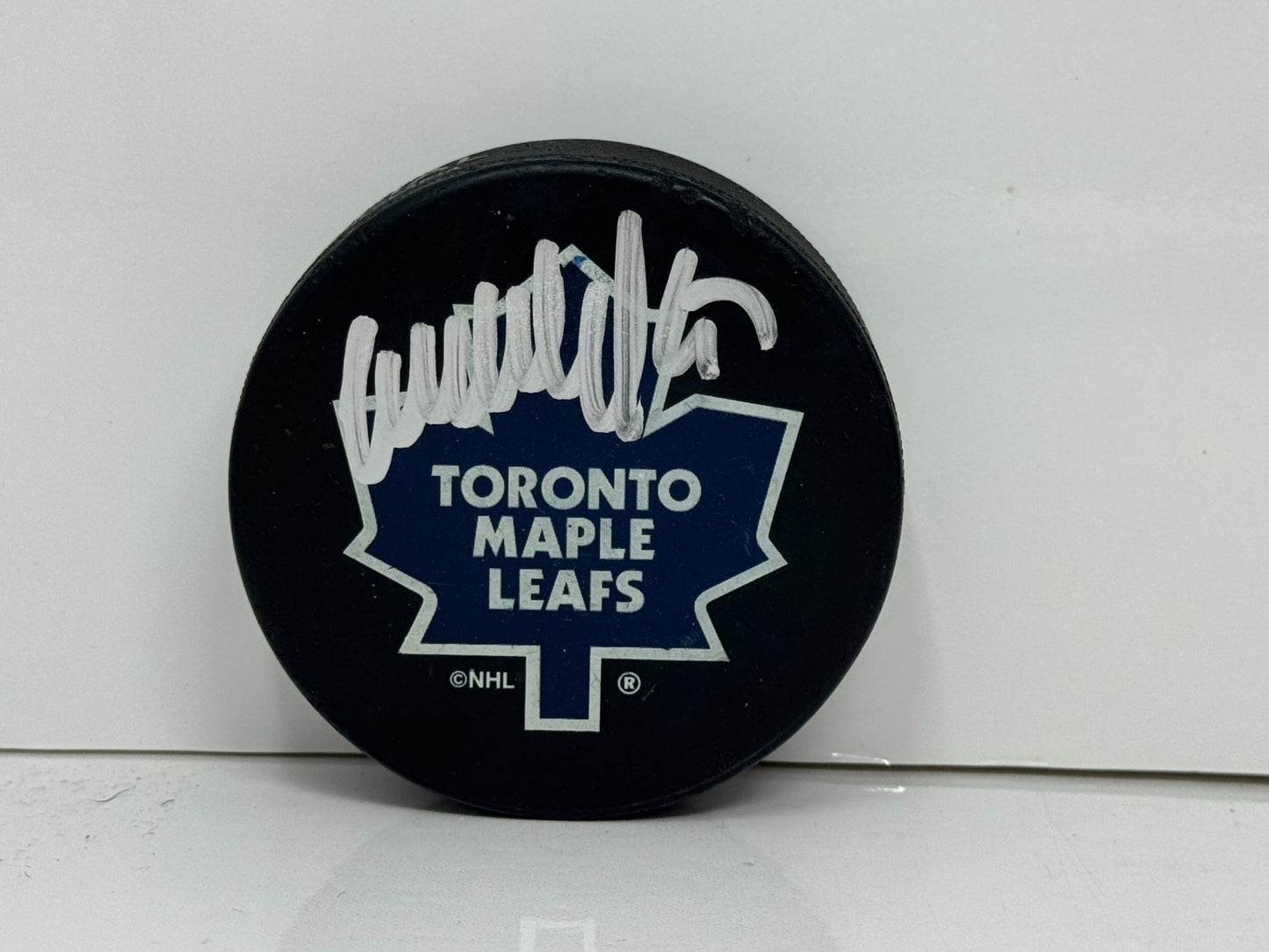Wendel Clark Toronto Maple Leafs Signed NHL Autograph Puck Silver Auto