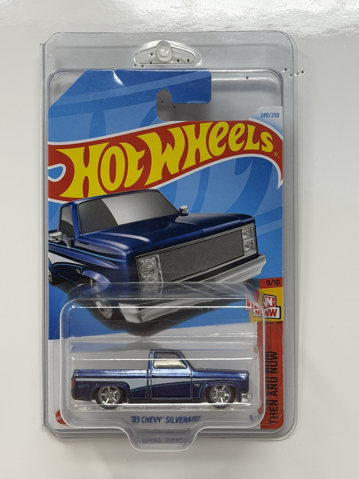 Hot Wheels Super Treasure Hunt 1983 Chevrolet Silverado 1:64 Diecast Blue