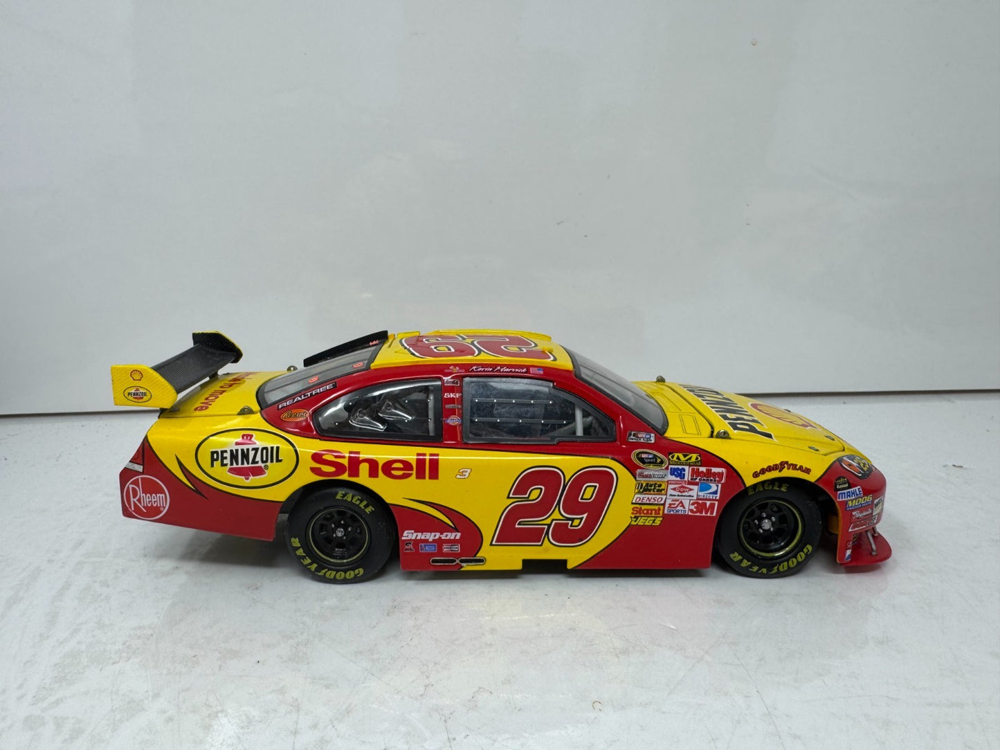 Action Nascar #29 Kevin Harvick Shell 2009 Chevy Impala SS DEALER 1:24 Diecast