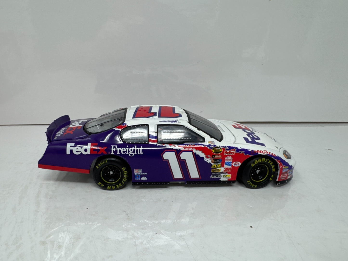Action Nascar #11 Jason Leffler FedEx Freight 2005 Monte Carlo 1:24 Diecast