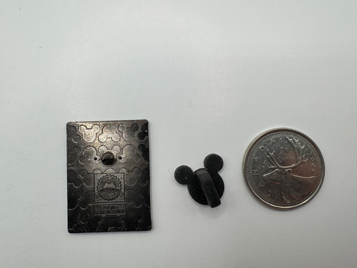 Disney Hipster Themed D-Tour Mickey Mouse Trading Pin DC2S1