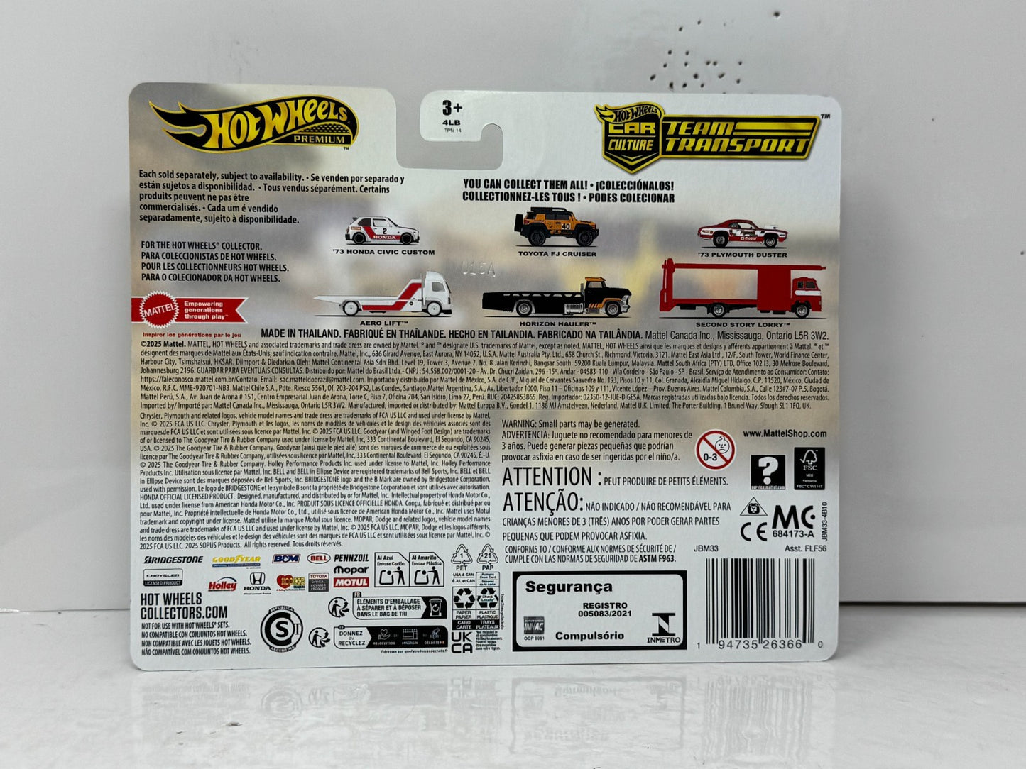 Hot Wheels Premium Team Transport Toyota FJ Cruiser Horizon Hauler 1:64 Diecast