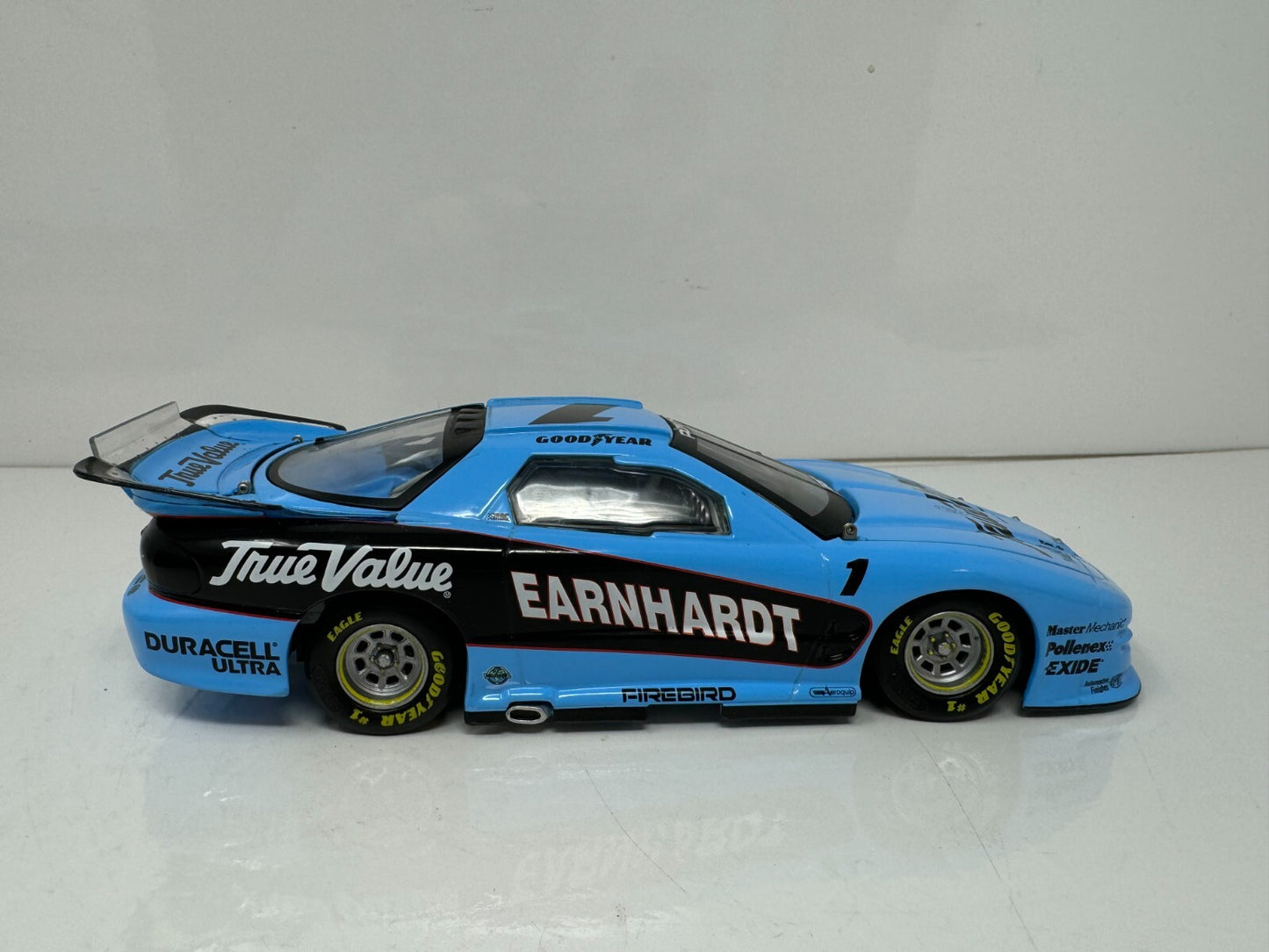 Action Nascar Dale Earnhardt Sr True Value '00 IROC Firebird Xtreme 1:24 Diecast