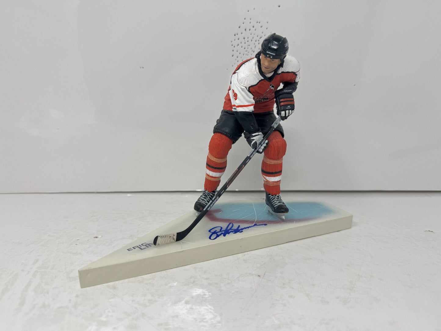 McFarlane NHL Eric Lindros Philadelphia Flyers Figure Auto Signed