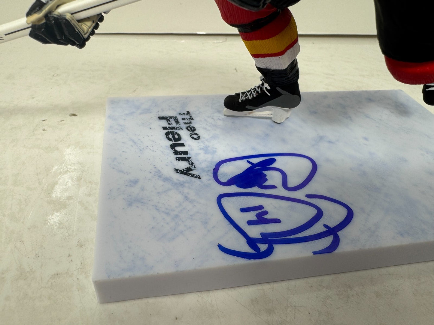 McFarlane NHL Theo Fleury Calgary Flames Figure Auto Signed