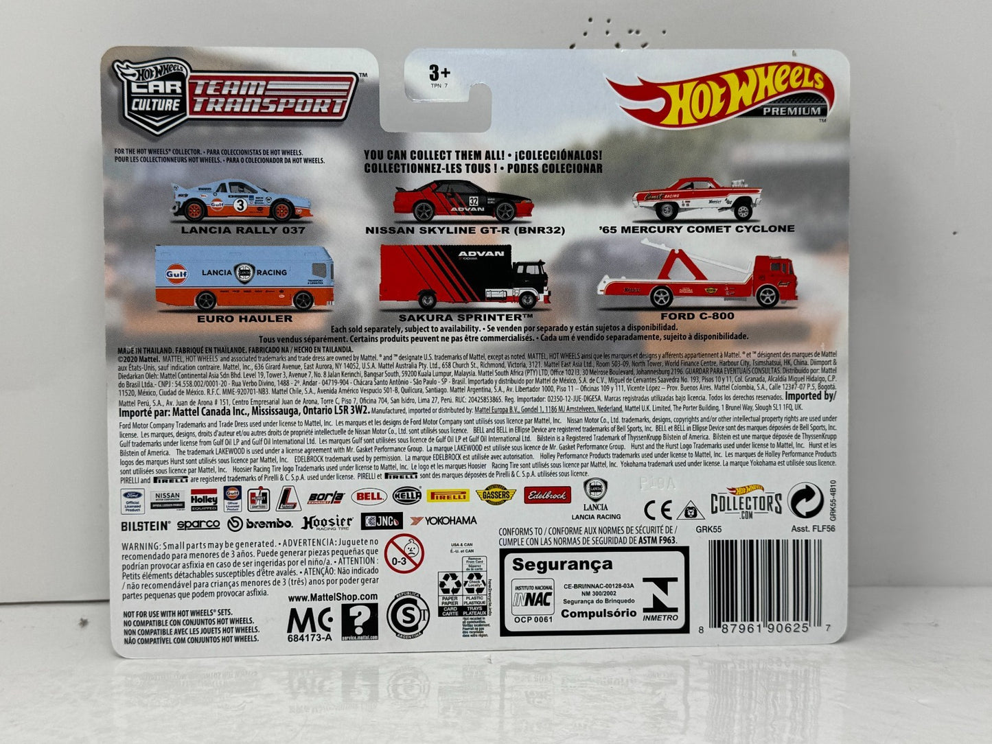 Hot Wheels Premium Team Transport #27 Nissan Skyline GT-R (BNR32) 1:64 Diecast