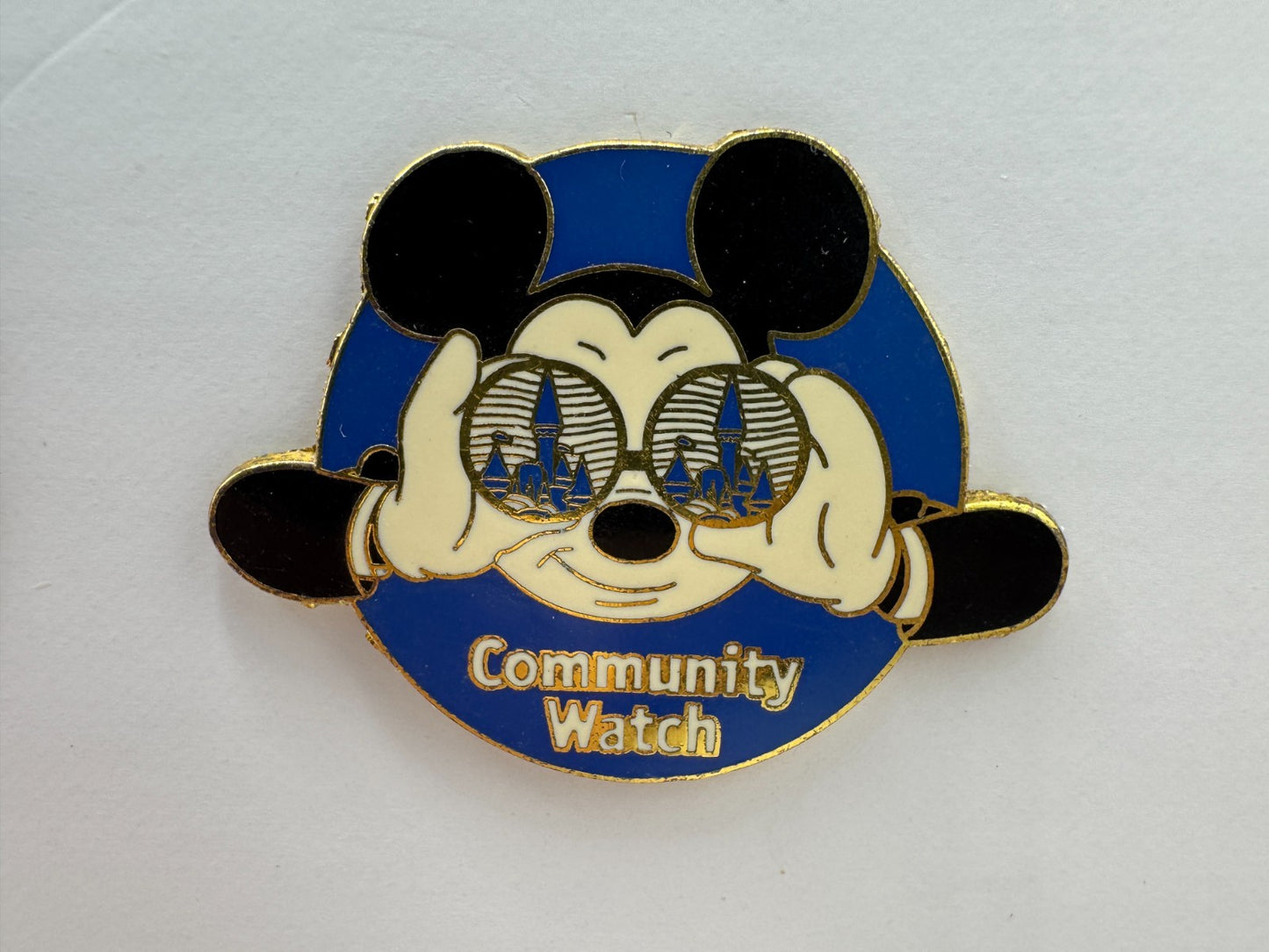 Disney Mickey Mouse Community Watch Trading Pin DC2S1