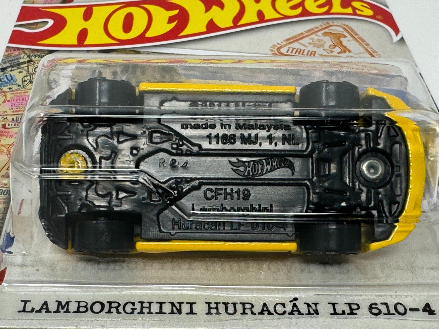 Hot Wheels World Class Racers Lamborghini Huracan LP610-4 1:64 Diecast
