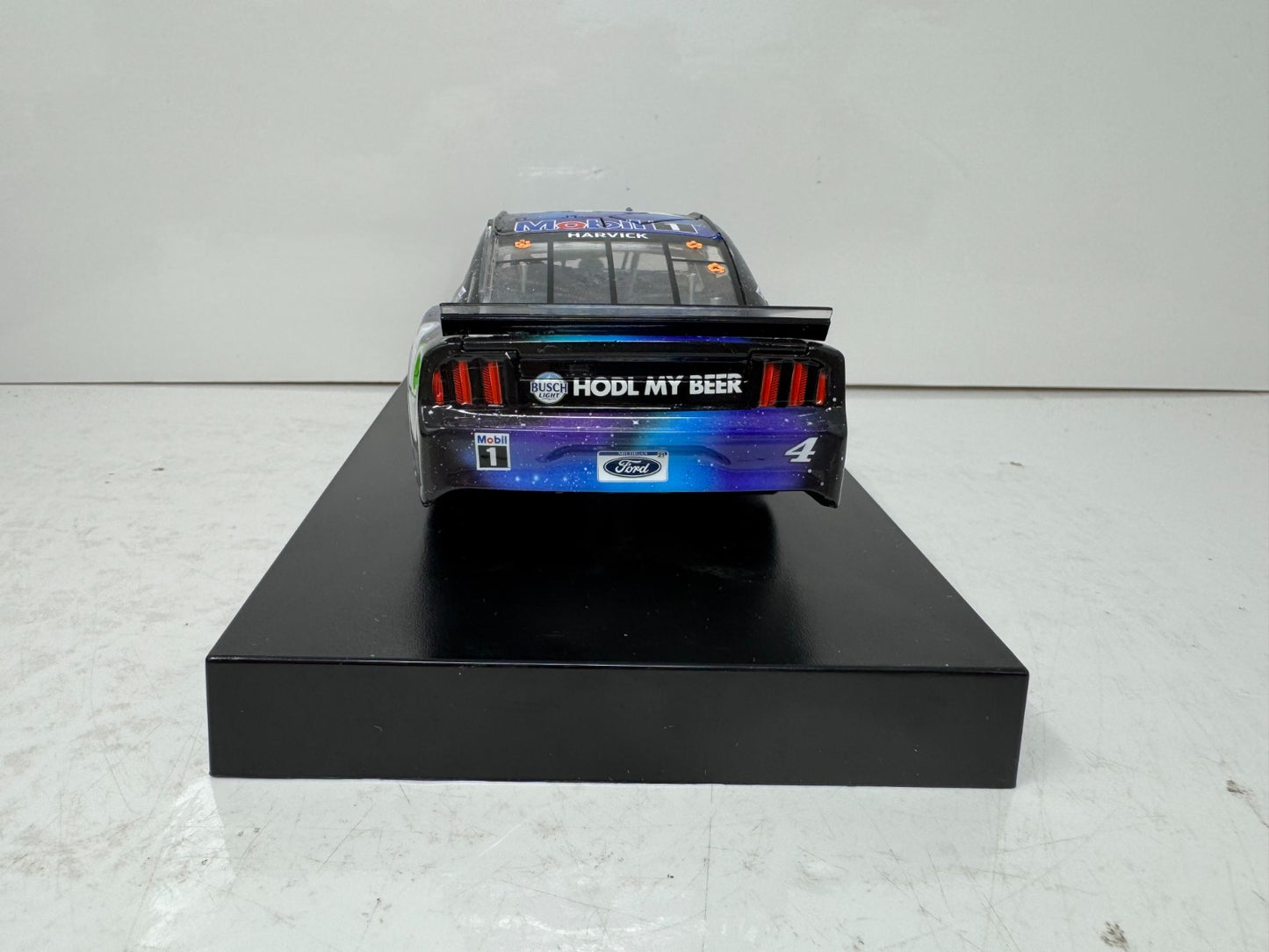 Lionel Racing Nascar #4 Kevin Harvick Busch #Buschtothewin Ford Mustang 1:24 Diecast