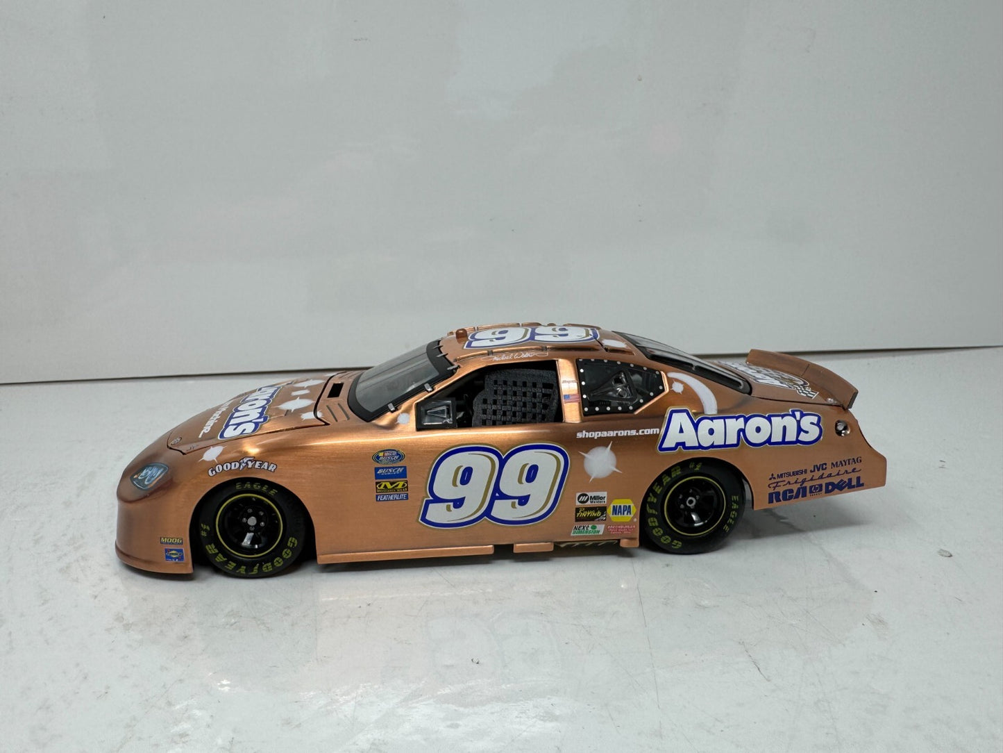 Team Caliber Preferred Nascar #99 Michael Waltrip Aaron's Copper 2006 1:24 Diecast