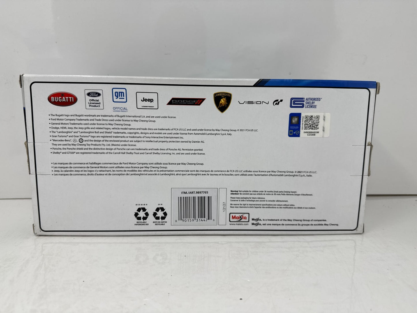 Maisto 2020 Chevrolet Corvette Stingray Coupe Special Edition 1:18 Diecast