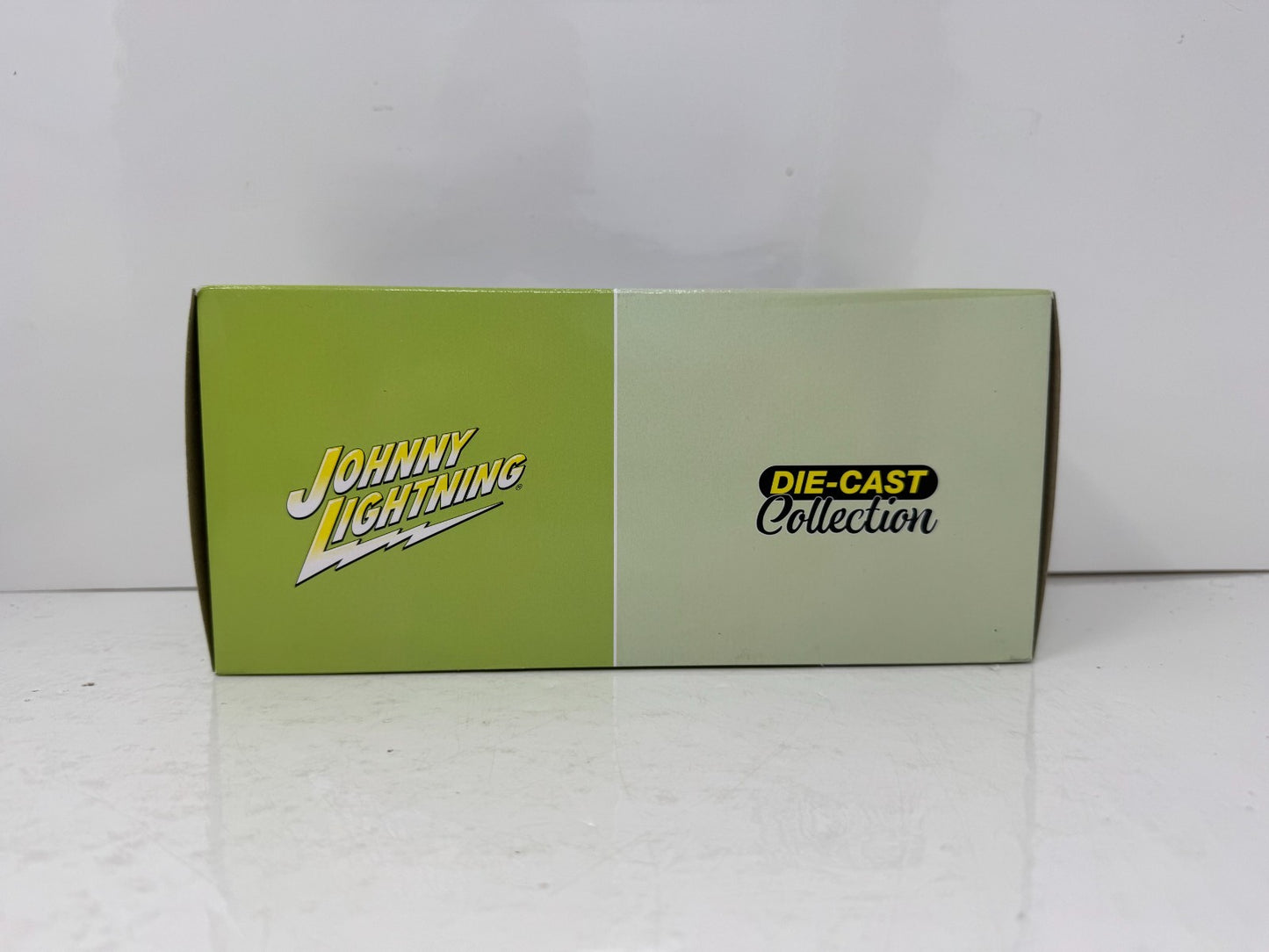 Johnny Lightning 1978 Ford Bronco 1:24 Diecast