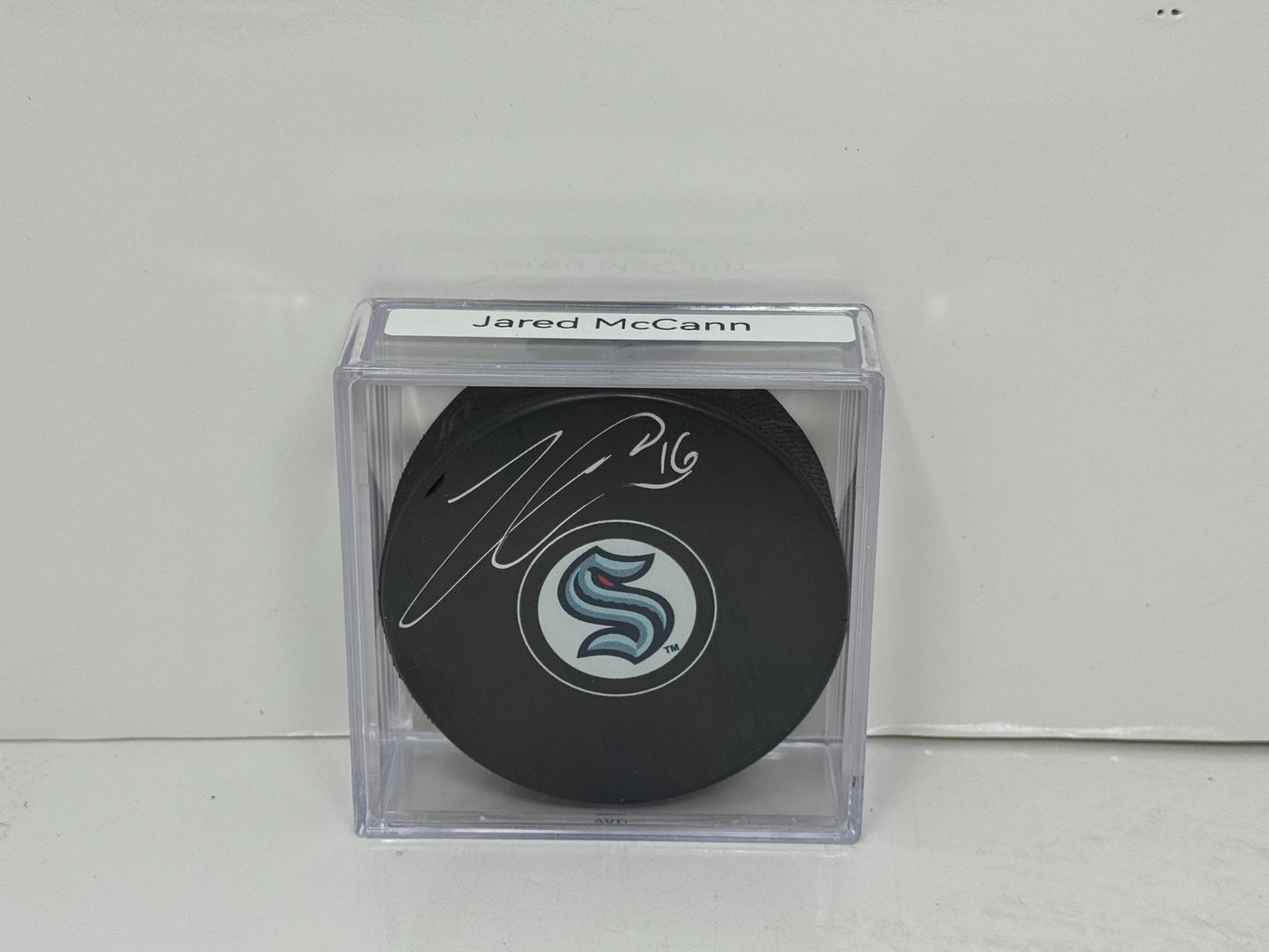 Jared McCann Seattle Kraken Signed NHL Autograph Puck Silver Auto