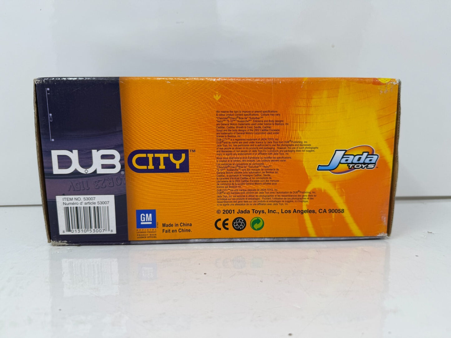 Jada Dub City 2001 Chevy Avalanche 1:24 Diecast KMC Wheels 20 Inch SS Rims