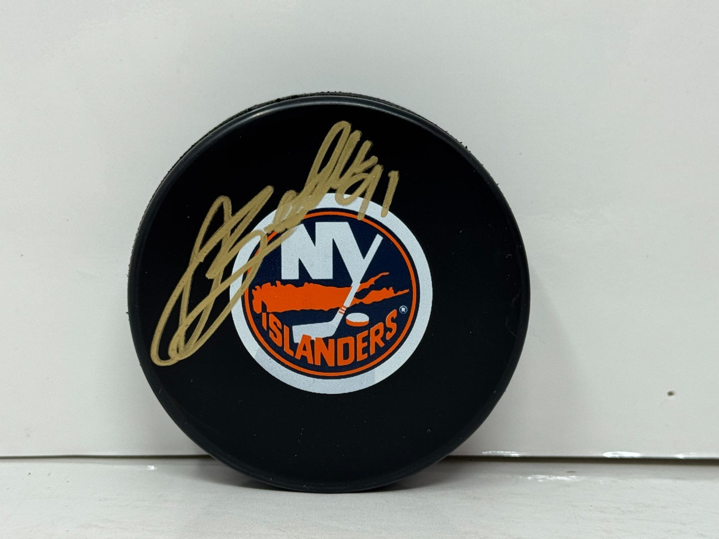 Anthony Beauvillier New York Islanders Signed NHL Autograph Puck Gold Auto
