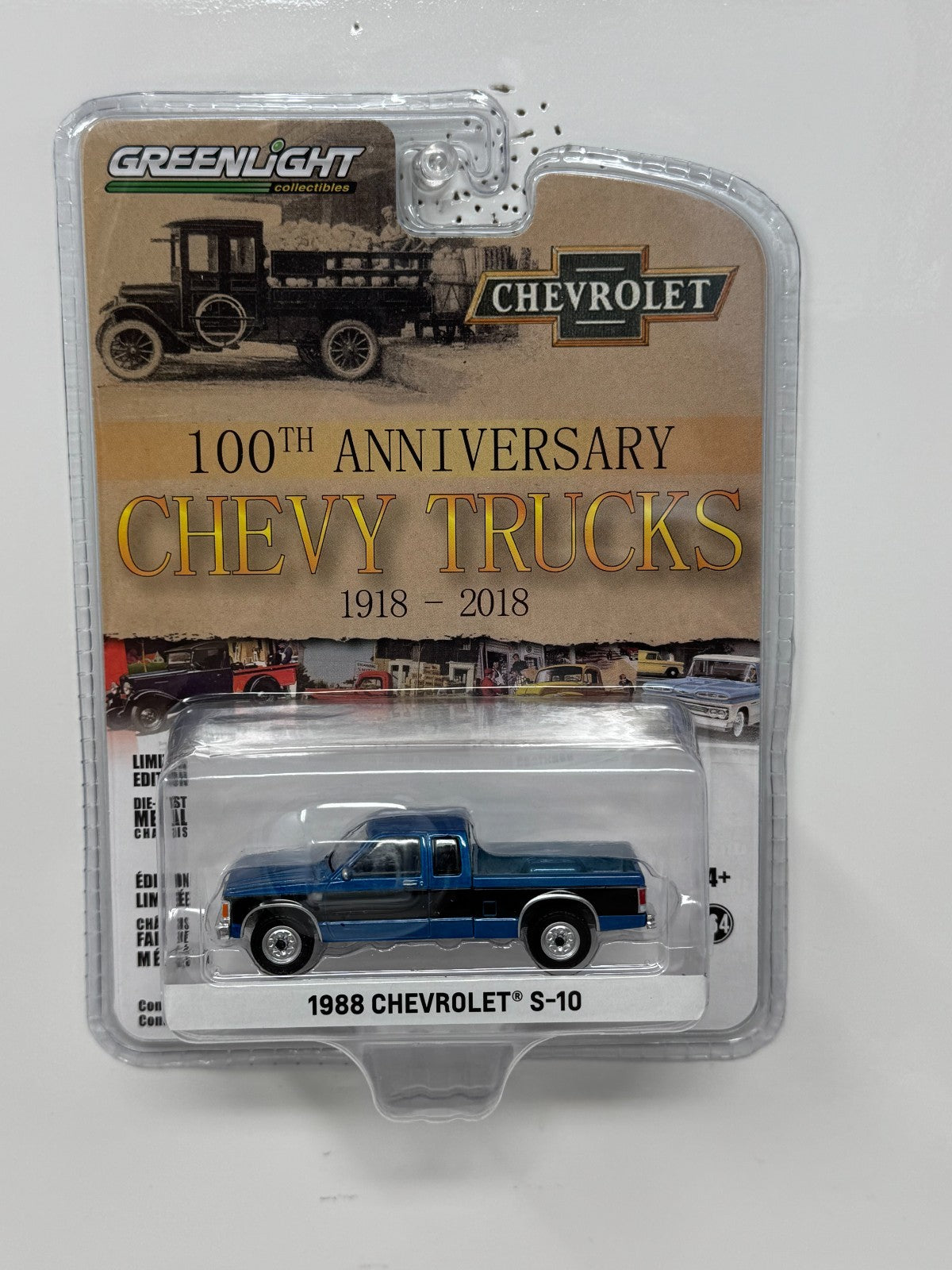 Greenlight 1988 Chevrolet S-10 100th Anniversary Chevy Trucks 1:64 Diecast