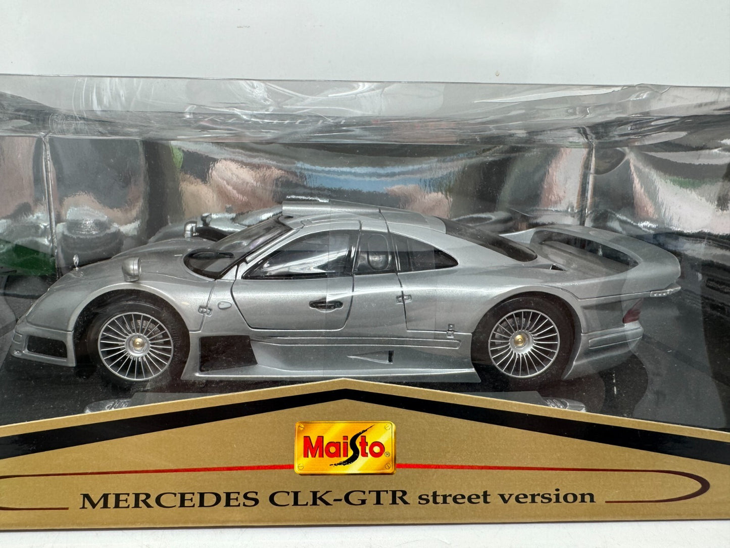 Maisto Mercedes CLK-GTR Street Version Premiere Edition 1:18 Diecast