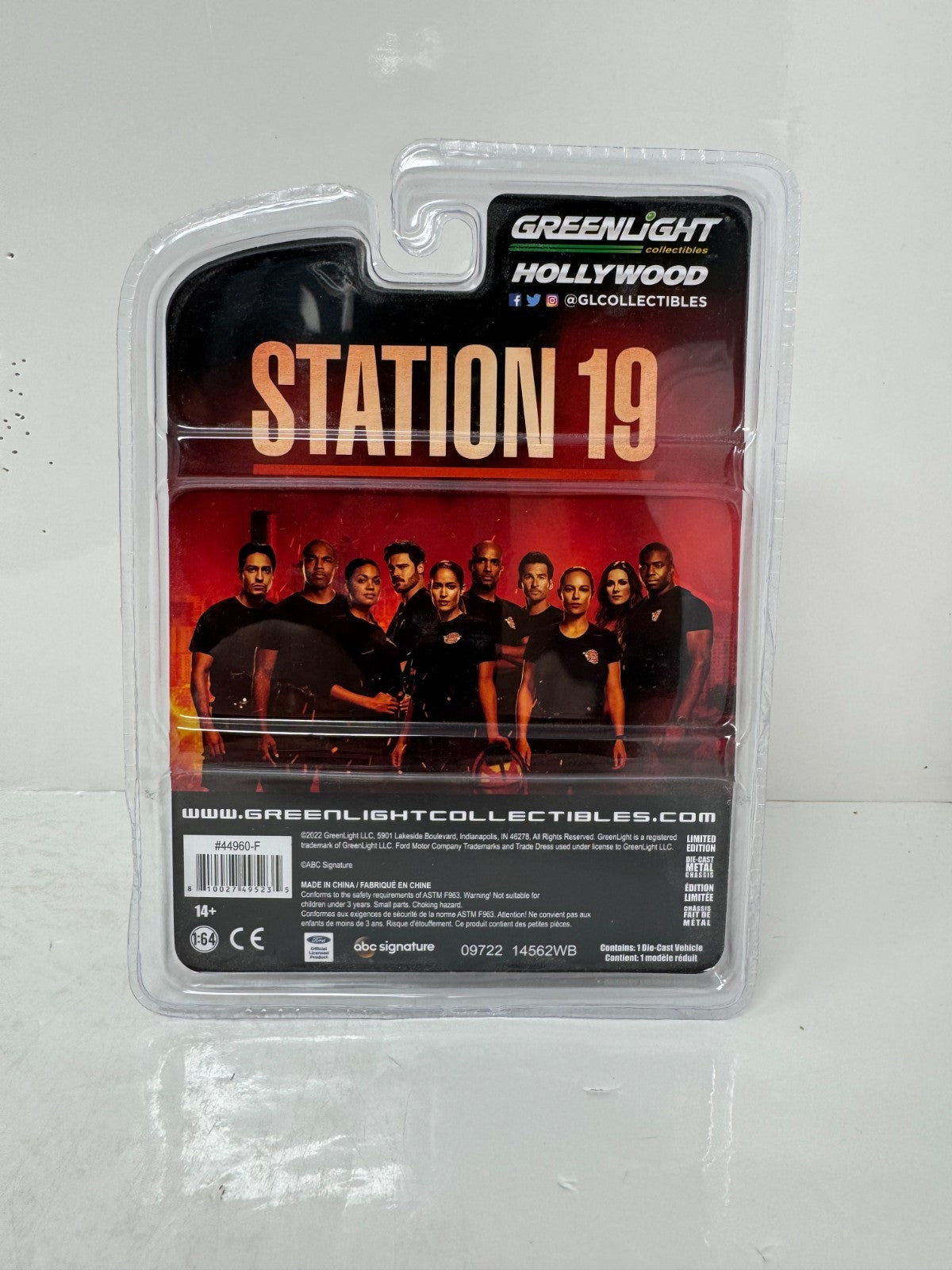 Greenlight Hollywood Station 19 2018 Ford F-150 Super Crew CHASE 1:64 Diecast