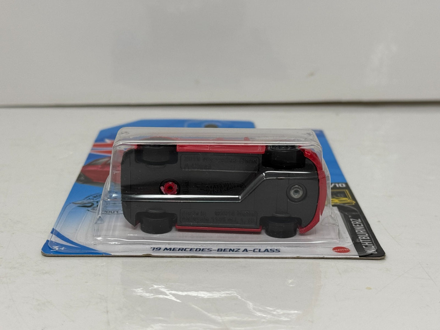 Hot Wheels Nightburnerz 2019 Mercedes-Benz A-Class 1:64 Diecast Red