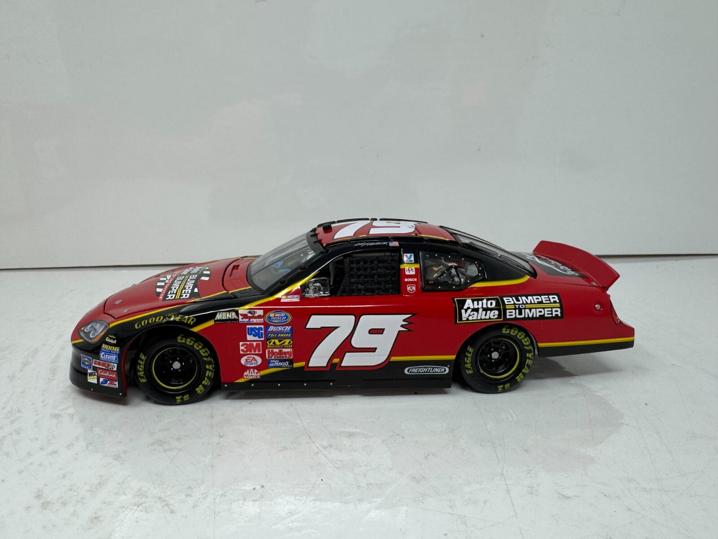Action Nascar #79 Kasey Kahne AAPA Bumper to Bumper 2005 Charger 1:24 Diecast