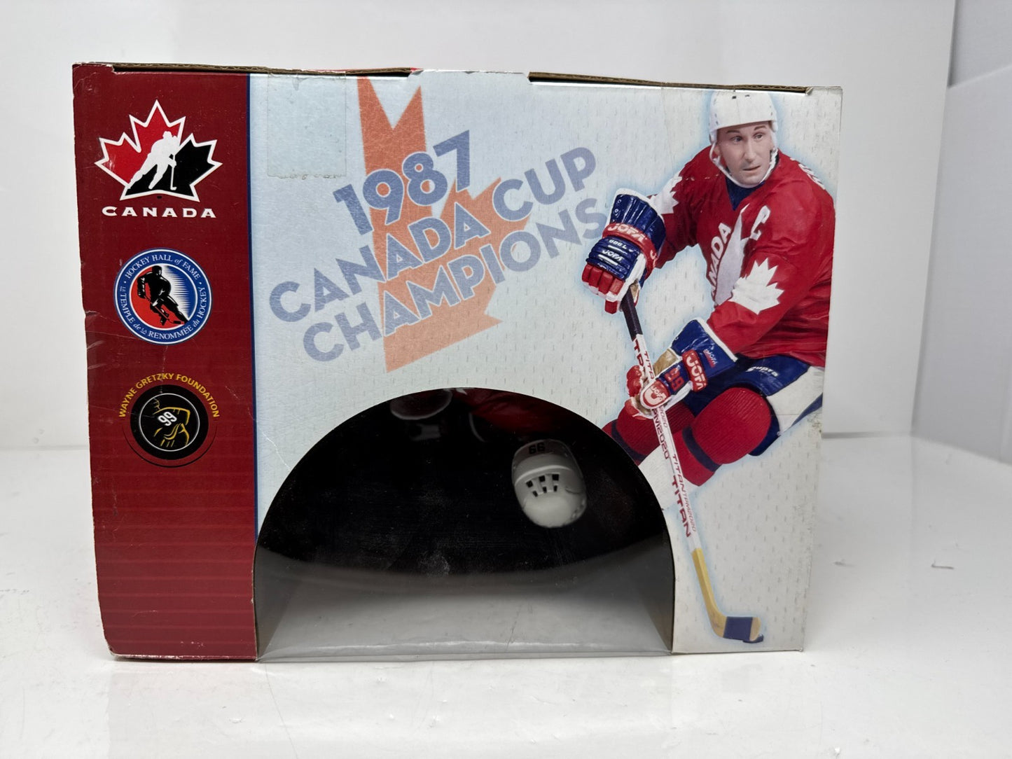 McFarlane NHL Wayne Gretzky Team Canada 1987 12" Inch Hockey Figure Red Jersey