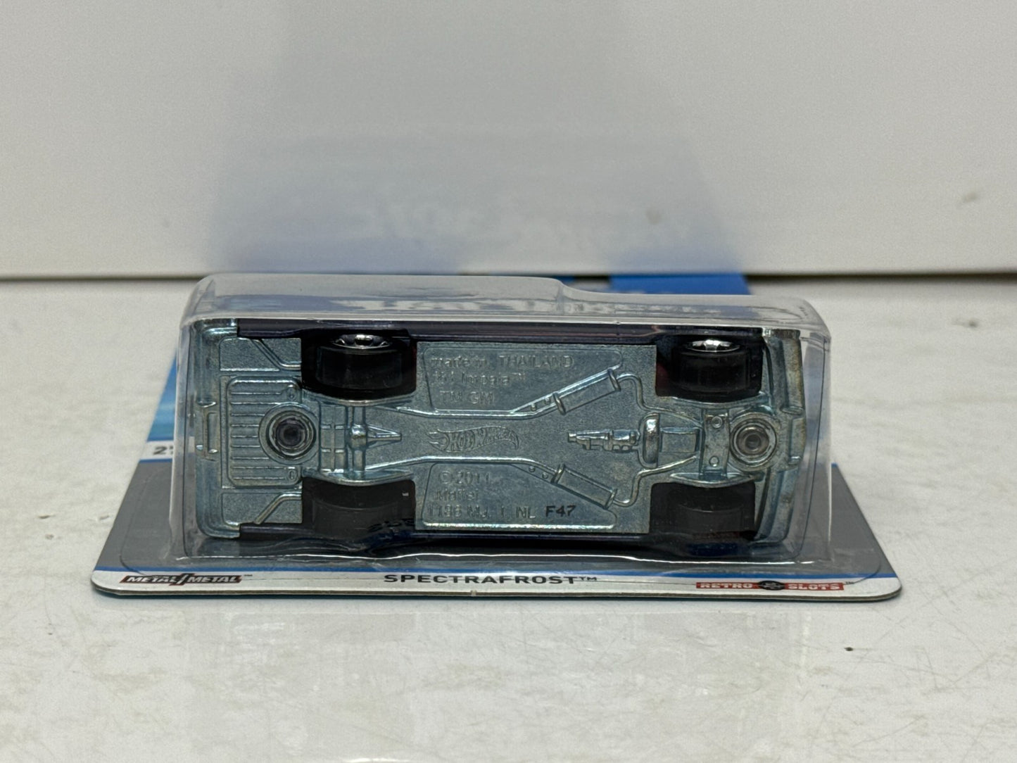Hot Wheels Cool Classics 1961 Chevy Impala Spectrafrost 1:64 Diecast